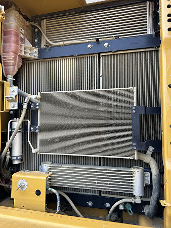 Cat 323