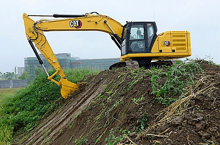 Cat 320