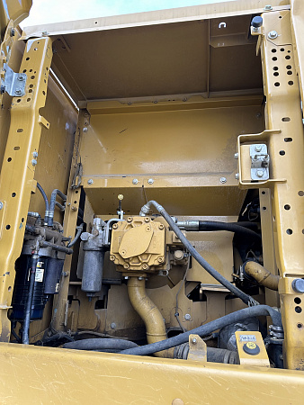 Cat 323