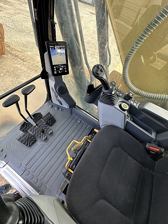 Cat 323